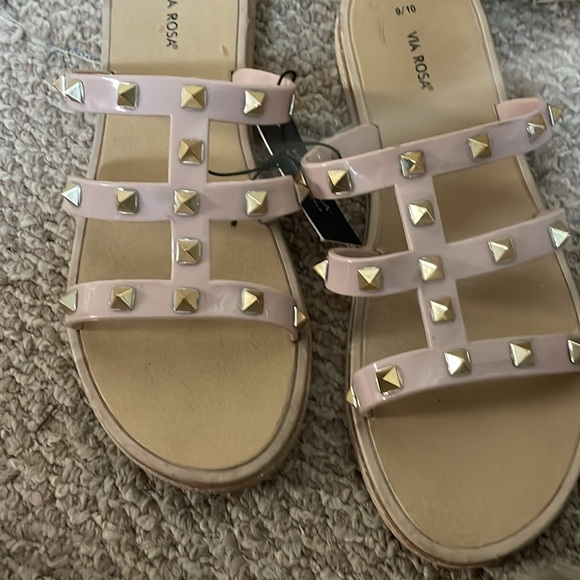 Via Rose size 9/10 Pink Studded Jelly Sandals - Picture 3 of 10